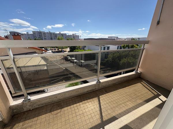 Appartement 4 pièces à rénover avec garage à Clermont-Ferrand