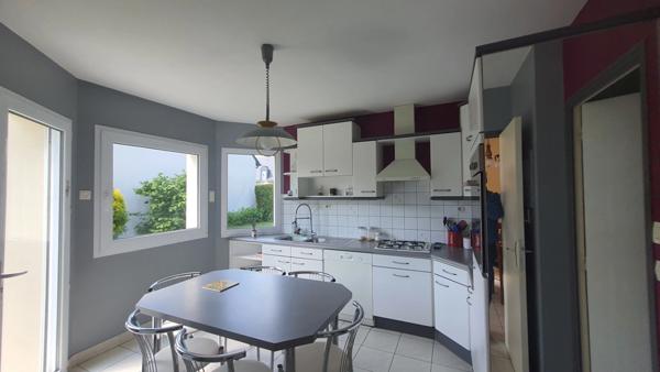 Maison familiale 6 Pièces /CHARTRES DE BRETAGNE- Proche RENNES