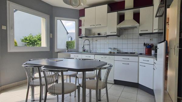 Maison familiale 6 Pièces /CHARTRES DE BRETAGNE- Proche RENNES