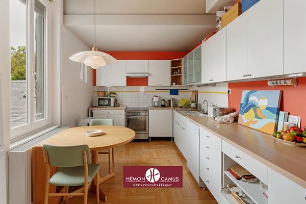 Nantes bord de l'Erdre T5 de 110 m2 box et cave,  
Nantes 44000