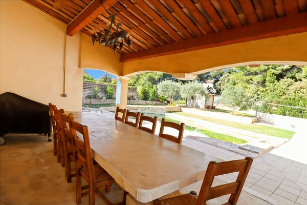 Maison Rognac 7 pièce(s) 277 m2