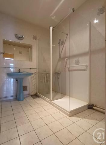 Appartement F3 à vendre  3 pièces - 86,20 m2 MONTLUCON - 03