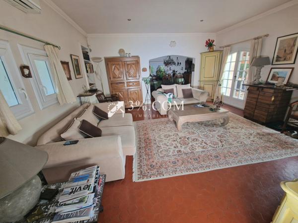 Mas 6 pièce(s) 4 chambre(s) 138 m²