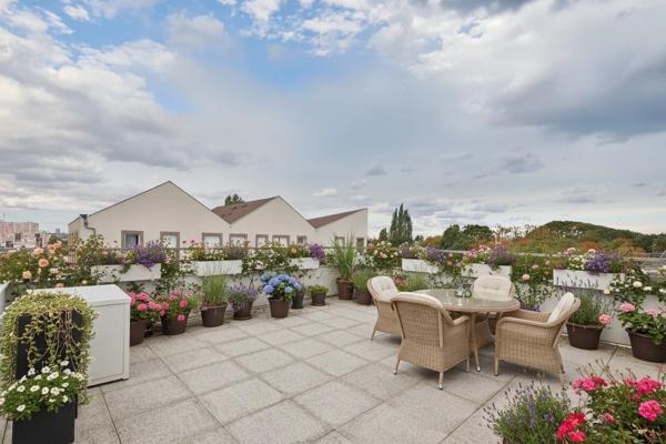 Appartement
         4 pièces
        - 85 m² Exclusivité 358 000 € *