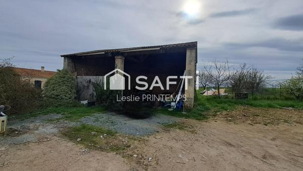 Longère 5 chambres garage et dépendances à Coulonges sur l'Autize !