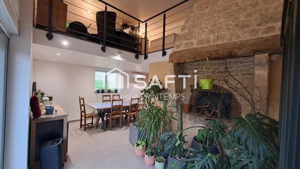 Longère 5 chambres garage et dépendances à Coulonges sur l'Autize !