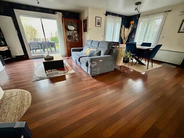 Maison Acheres 5 pièce(s) 127 m2 €439 000 **  - Référence  9024