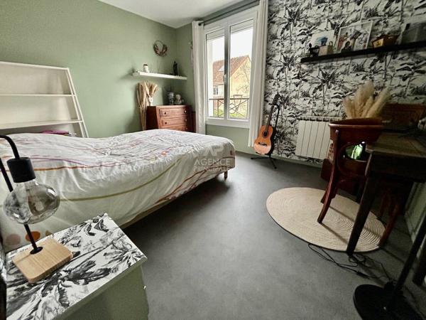 Maison Acheres 5 pièce(s) 127 m2 €439 000 **  - Référence  9024