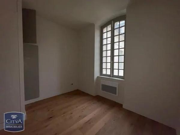 Appartement à louer 1 pièce 30m² Dole (39100)
