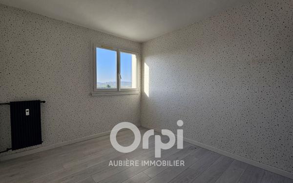 Appartement à vendre    4 pièces • 83,63 m2 Cournon-d'Auvergne