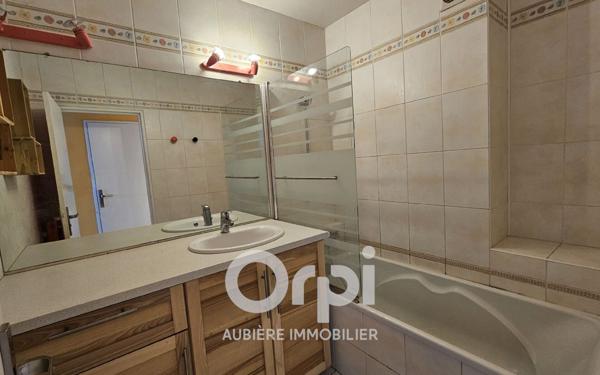Appartement à vendre    4 pièces • 83,63 m2 Cournon-d'Auvergne