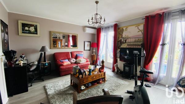 Maison 4 pièces de 101 m² à Carbon-Blanc (33560)