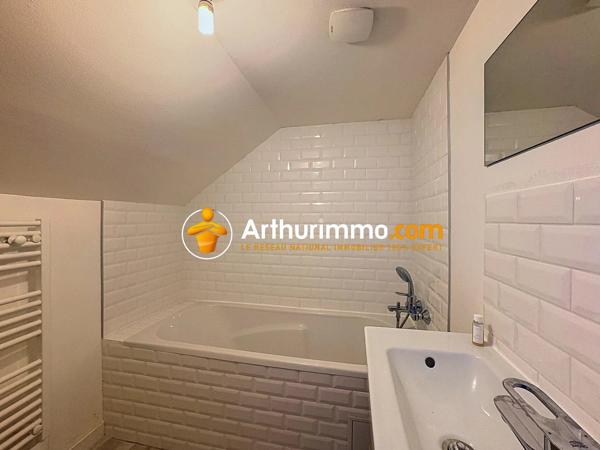 Vente                                                      Maison
                        
                     6 pièces                      145 m2                     à Bourgoin-Jallieu