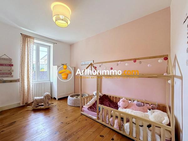 Vente                                                      Maison
                        
                     6 pièces                      145 m2                     à Bourgoin-Jallieu