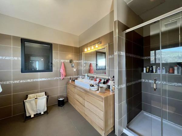 Vente Maison 5 pièces 195 m2 à Bastia