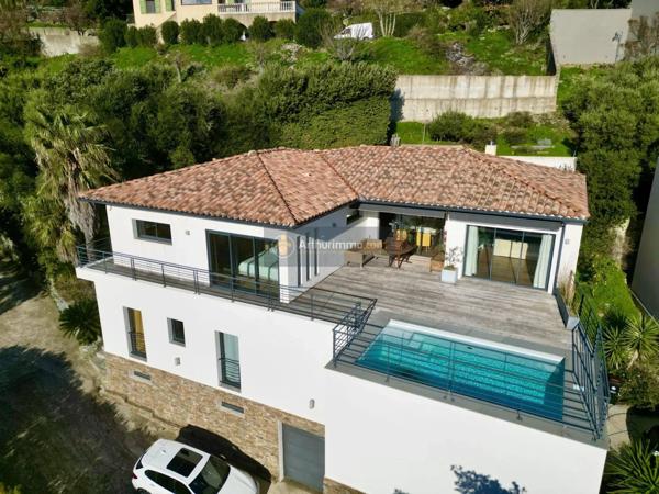Vente Maison 5 pièces 195 m2 à Bastia