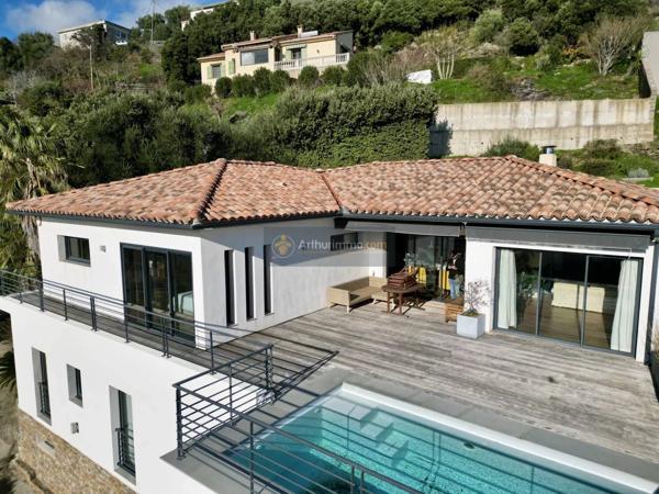 Vente Maison 5 pièces 195 m2 à Bastia