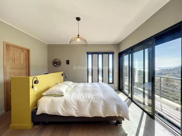 Vente Maison 5 pièces 195 m2 à Bastia