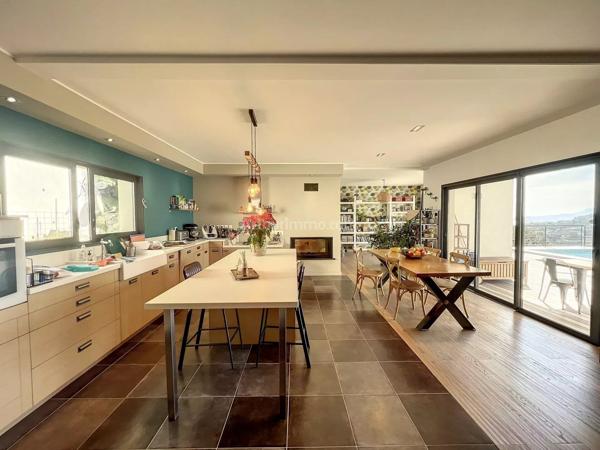 Vente Maison 5 pièces 195 m2 à Bastia