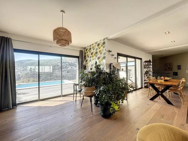 Vente Maison 5 pièces 195 m2 à Bastia