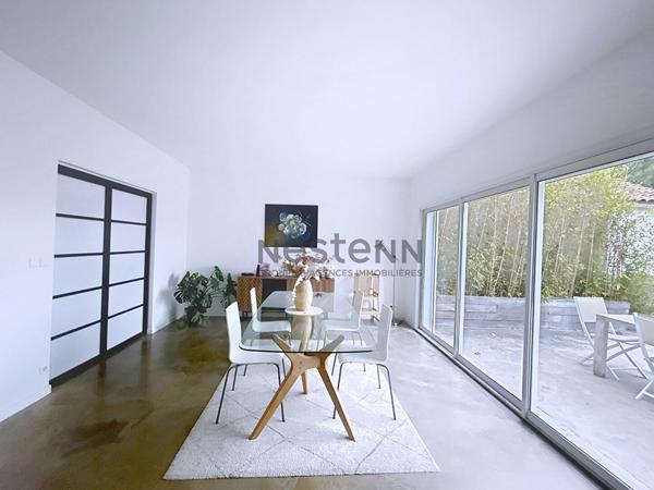 Magnifique Villa T5 de 170 m2 sur un terrain de 1 000m2 - Au calme absolu - Secteur Camoins 13011