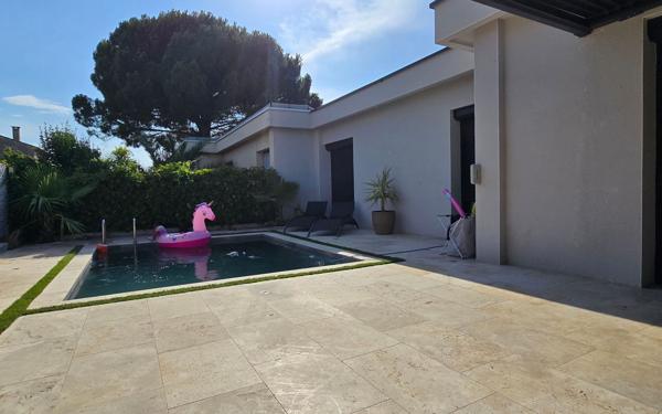 Maison à vendre    4 pièces • 105 m2 Rodilhan