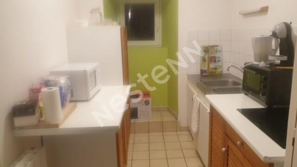 Studio meublé au 1er étage dans le centre ville de Tence