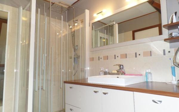 Maison à vendre    5 pièces •  Saint-Aubin-lès-Elbeuf