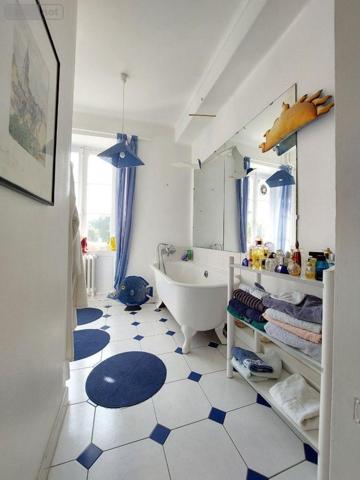 Maison à vendre à Rennes en Ille-et-Vilaine (35000), ref : 35009/CM-259   
Centre Ville