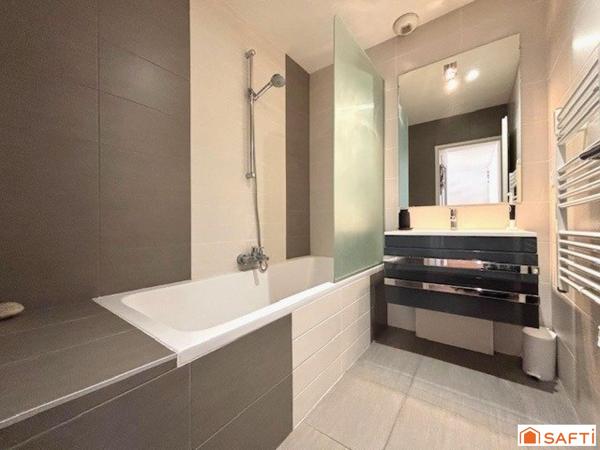 RARE A LA VENTE HYPER CENTRE D'ANNECY