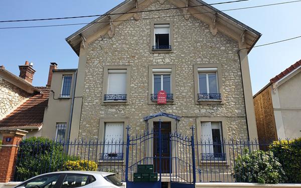 Appartement à louer    1 pièce •  Melun