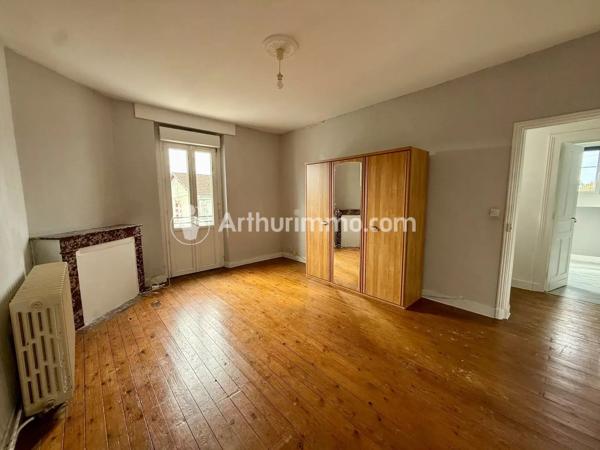 Vente                                                      Maison
                        
                     4 pièces                      119 m2                     à Saint-Astier
