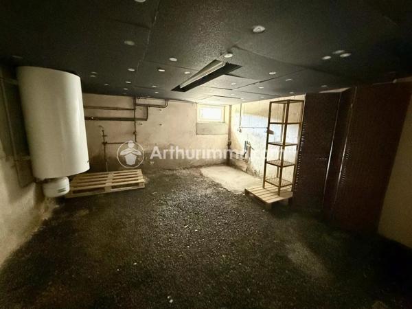 Vente                                                      Maison
                        
                     4 pièces                      119 m2                     à Saint-Astier