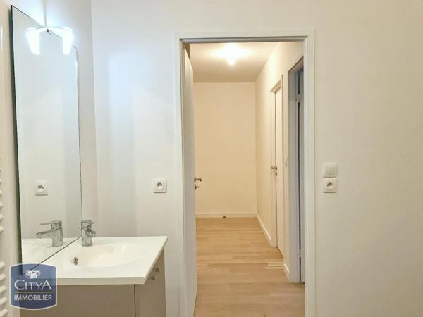 Appartement à louer 2 pièces 46.64m²
