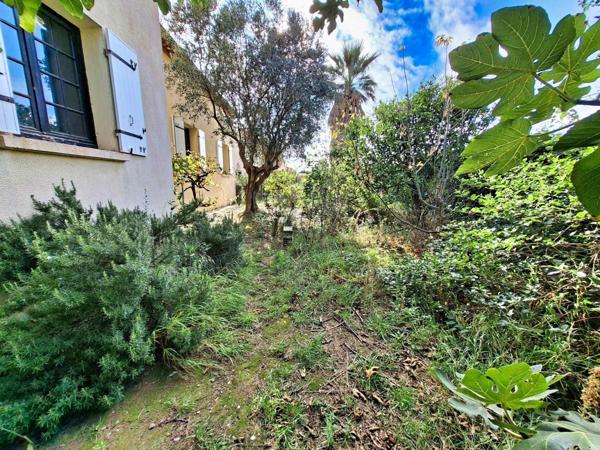 Spacieuse villa F5 de 140 m2 habitable à rénover