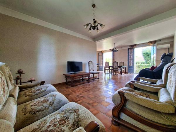 Spacieuse villa F5 de 140 m2 habitable à rénover