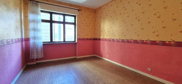 .FORBACH 57600 – IMMEUBLE À FORT POTENTIEL – COMMERCE + HABITATION