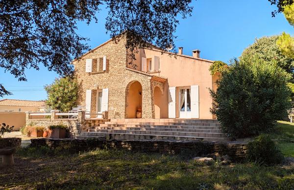 Maison L Isle Sur La Sorgue 5 pièce(s) 190 m2
