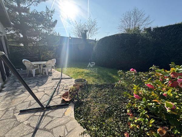 Maison à vendre - 5 pièces à LES CLAYES SOUS BOIS 469 000 € ** - Référence 7569