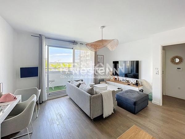 A vendre appartement 2 pièce(s) avec parking en sous-sol .