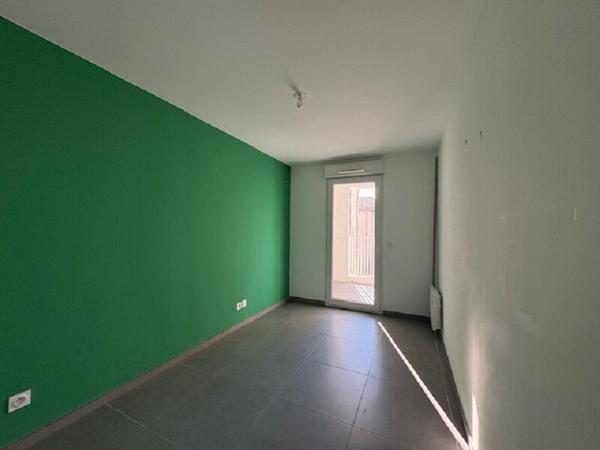 Appartement Marseille 8ème Saint GINIEZ Box et Terrasse 66m²