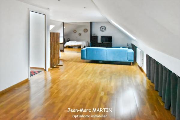 Maison individuelle d’exception 208 m² à La Chapelle-d’Armentières – Standing, luminosité et studios indépendants