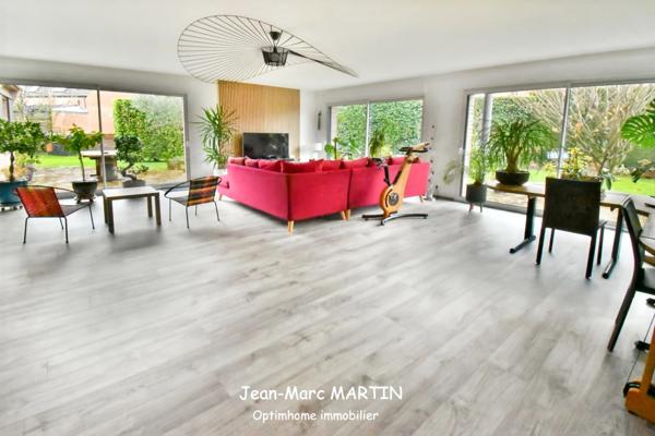 Maison individuelle d’exception 208 m² à La Chapelle-d’Armentières – Standing, luminosité et studios indépendants