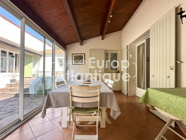 Villa avec piscine 200m² habitables - Parc de la résidence - La Palmyre