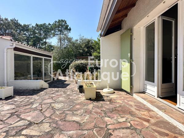 Villa avec piscine 200m² habitables - Parc de la résidence - La Palmyre