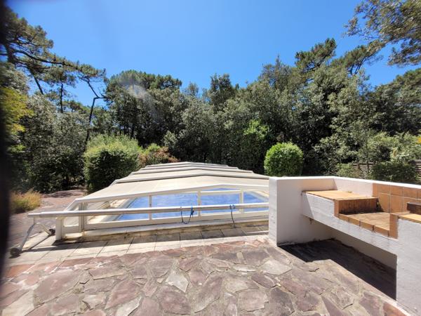 Villa avec piscine 200m² habitables - Parc de la résidence - La Palmyre