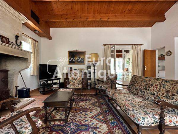 Villa avec piscine 200m² habitables - Parc de la résidence - La Palmyre