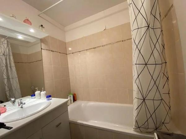 Appartement à louer 2 pièces 39.64m² Issoire (63500)