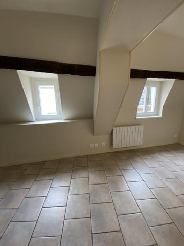 Appartement
                                                                                                                                                                                                                                                                                                                        1 pièce(s)                                                                                                                                                                                                                                                                                                                              20  m²