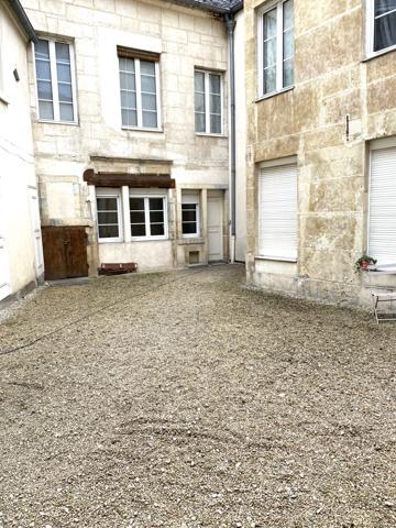 Appartement
                                                                                                                                                                                                                                                                                                                        1 pièce(s)                                                                                                                                                                                                                                                                                                                              20  m²